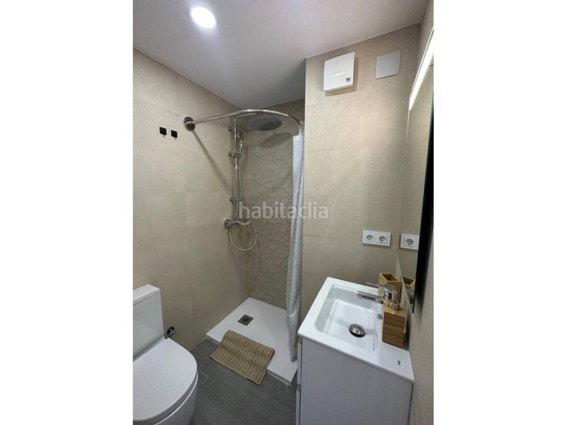 Foto ee63e9a4-c0b0-4605-873d-a96612c568fc. Edifici a Nucli Antic Escala (L´)