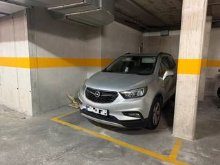 Parking coche en Vilablareix. Plaza de aparcamiento de 24 m en vilablareix