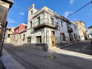 Haus in Eixample. Casa a reformar en el centro de sant feliu de guíxols