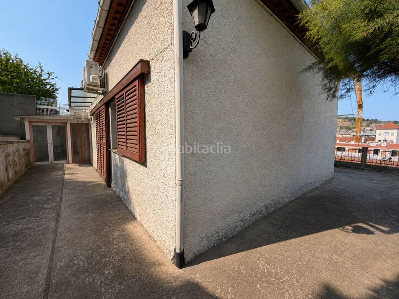 Foto 75b0cfb5-fc12-467e-9fda-670e47b3c95a. Casa amb calefacció a Olot