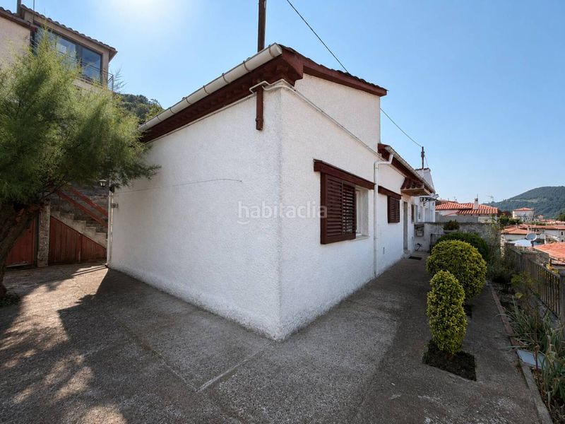 Foto abb6d775-3a74-41e2-8a87-d8aa57fd2e4f. Casa amb calefacció a Olot