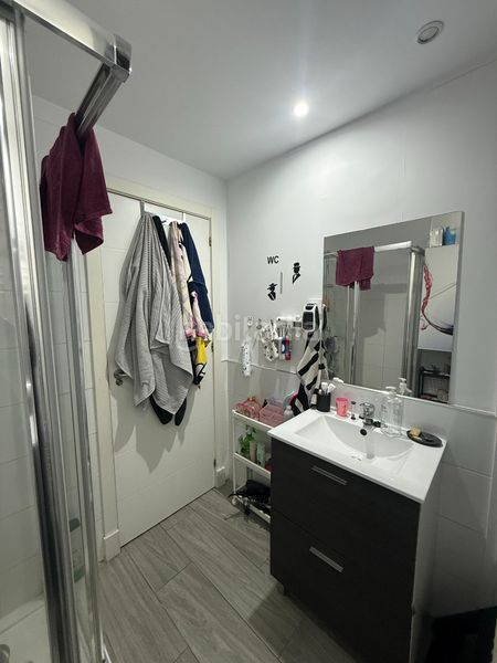 Foto 9ce59fc1-98e7-4536-98f2-98b378e32f31. Planta baixa a avenida de berlin 14 a Ciudad 70 Coslada