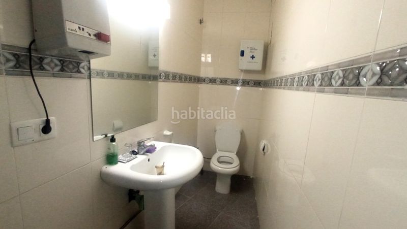 Foto 486a70cb-58ee-422e-b01d-2eb51570bc20. Affitto locale commerciale con riscaldamento in Vilanova del Camí