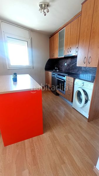 Foto 569cb808-7702-4865-a627-204582573d55. Planta baixa amb calefacció aparcament a Òdena