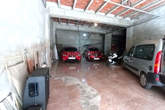 Foto 4156d04a-acf1-47e6-a025-9393009623d8. Casa amb xemeneia calefacció aparcament a Santa Margarida de Montbui