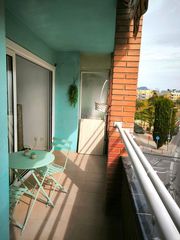 Pis  Carrer de la verge de montserrat. Acogedor piso ideal familias!!