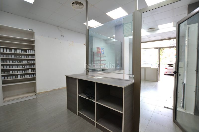 Foto fe6a9d57-7f9a-4011-8efa-166230915ac2. Local comercial a L´Amistat Valencia