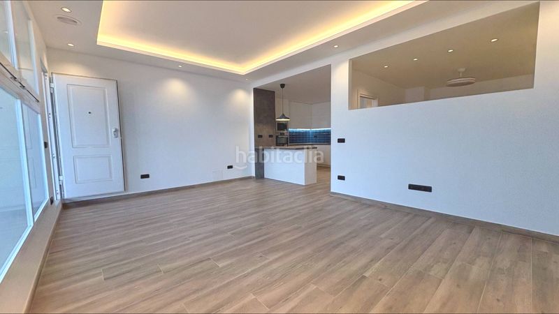 Foto 1bd1d272-21ca-484c-b123-9552bb0ec56e. Rent flat in carrer valència 31 in Aldaia