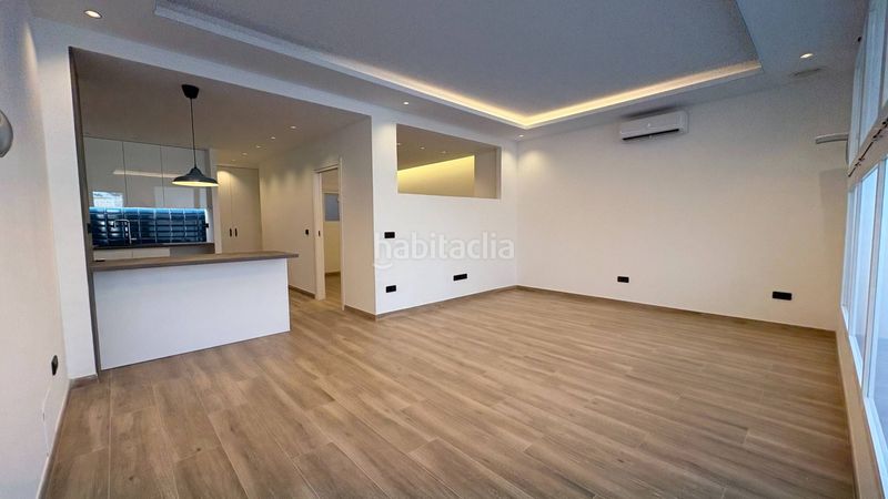 Foto 4d185121-8e7d-47f2-8d84-7b4ff4cdbb4a. Rent flat in carrer valència 31 in Aldaia