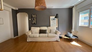 Appartamento  Carrer del riu escalona. Vivienda muy luminosa cerca del río