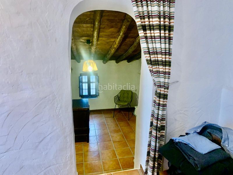 Foto 0dd7764e-a4f9-4328-8467-7518c391dd2e. Casa amb xemeneia calefacció aparcament a Alcaucín