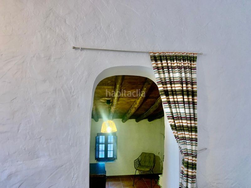 Foto 1f64e57f-73c9-4414-b79d-6b8dc2ce4ce6. Casa amb xemeneia calefacció aparcament a Alcaucín