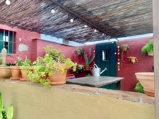 Casa  Calle el toril. Casa estilo andaluz en alcaucin