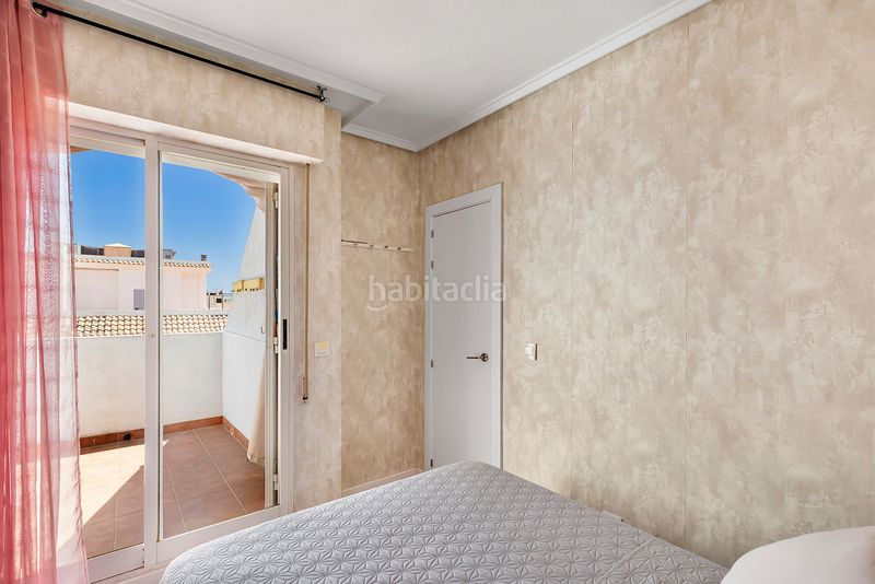 Foto a3e8dc4b-13d9-43f2-ba20-22c4bb0e1b2b. Dúplex a calle san pascual 170a a Antonio Machado Torrevieja