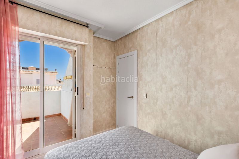 Foto ea7195dd-795a-4bce-8ffd-9ab79c3a6068. Dúplex a calle san pascual 170a a Antonio Machado Torrevieja
