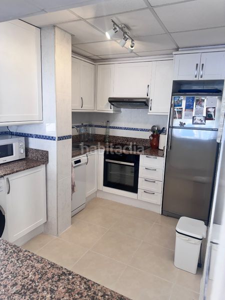 Foto 254b7c62-9da8-4d51-898a-0cdd7f03cf10. Flat in avenida doctor mariano ruiz canovas 24 in Torrevieja