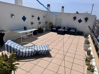 Attique à Zona Playa de los Locos. Ático exclusivo reformado con amplias terrazas muy luminoso