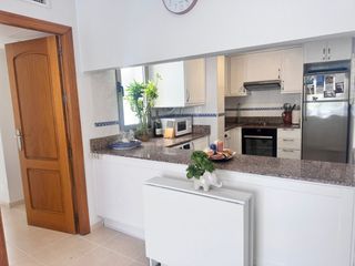 Penthouse in Zona Playa de los Locos. Ático exclusivo reformado con amplias terrazas muy luminoso