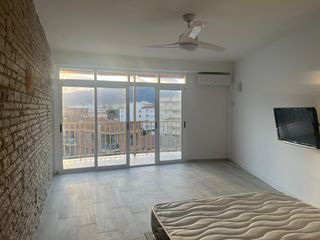 Studio in Passeig maritim 57. Espectacular estudio en primera linea de mar en miami playa