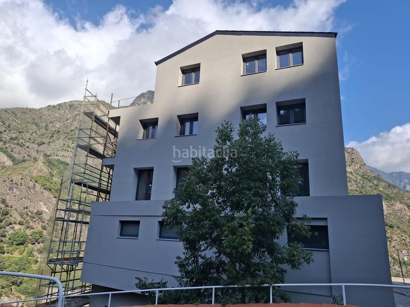 Foto 94f96258-f0a2-4adf-8cbc-70c341a40355. Edificio  en contrucción – andorra en Sant Julià Sant Julià de Lòria
