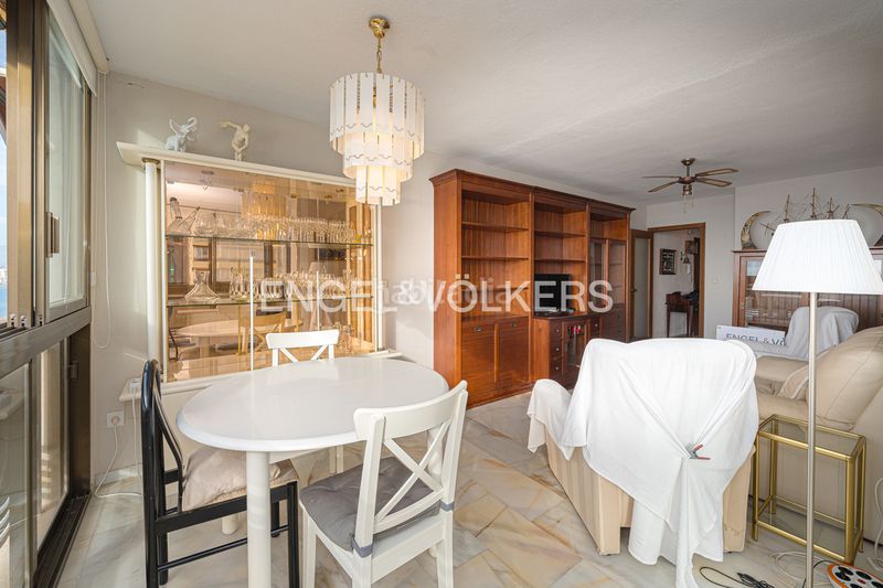 Foto c4d06e9f-49e5-48db-a16a-fd9cbf2a8318. Apartament a Playa Levante Benidorm