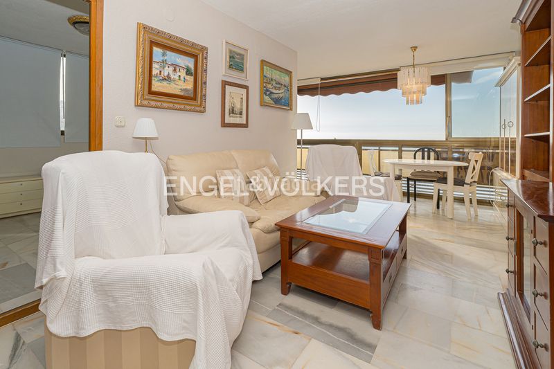 Foto dd9b06db-515b-46d7-be8c-86d3bbc307a6. Apartament a Playa Levante Benidorm