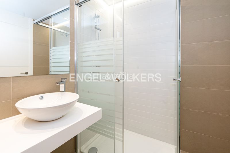 Foto 337a5743-e07f-42c8-b2f2-41f498c4db1a. Apartament amb piscina a Playa Poniente Benidorm