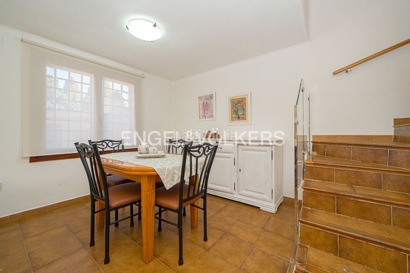 Foto 4704ea76-e297-43ac-b388-5d087a8aad68. Casa adosada en Sierra Helada Benidorm