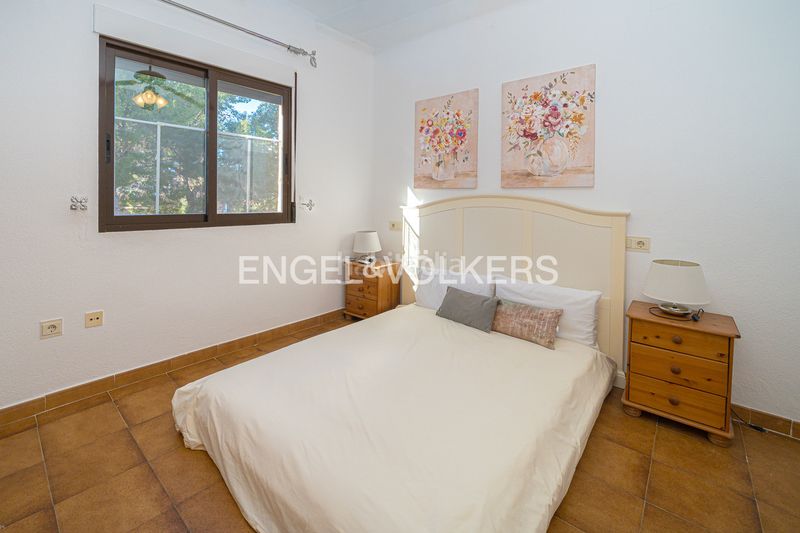 Foto 536d17bb-1a69-4474-8788-614ce036e155. Casa adosada en Sierra Helada Benidorm