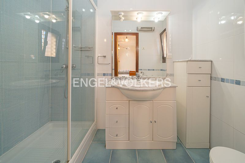 Foto c52f653c-9bb2-4e8b-b00c-52f468a4e47b. Casa adosada en Sierra Helada Benidorm