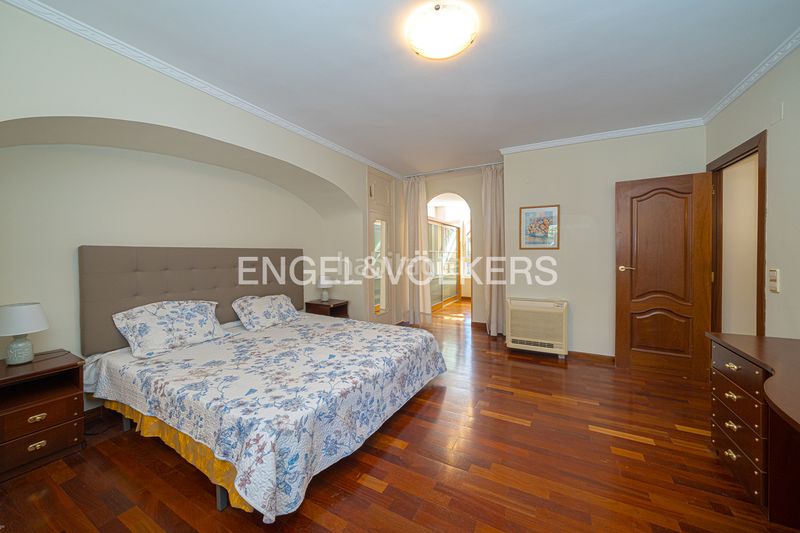 Foto 4ad12ec7-c6f7-4890-841f-4341406c076e. Casa amb piscina a Varadero Nucia (la)