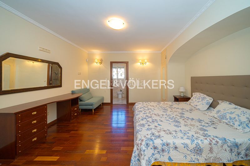 Foto f0adf041-93cd-49ec-8e46-7684d06e7a25. Casa amb piscina a Varadero Nucia (la)