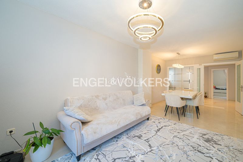 Foto 03b806ba-048f-41d9-9a92-c09c9471c2ed. Apartament amb piscina a Centro Urbano Benidorm