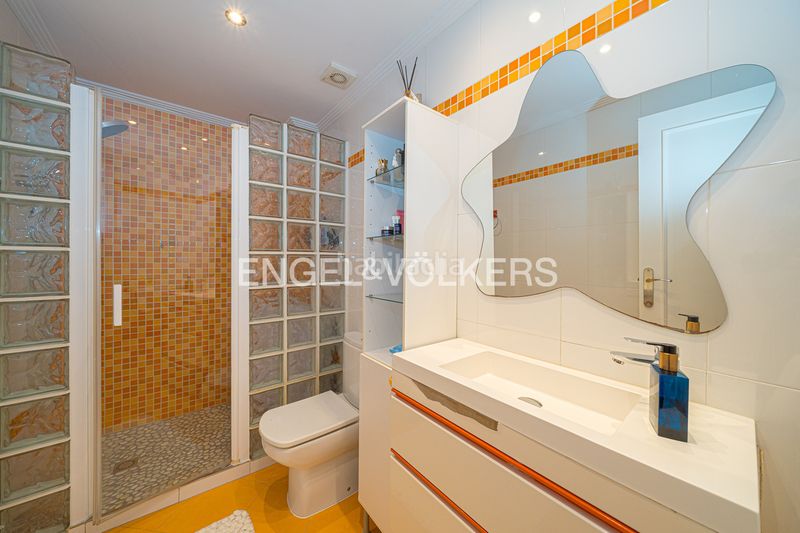 Foto 2331c38d-ca10-41b5-9431-590581614568. Apartament amb piscina a Centro Urbano Benidorm