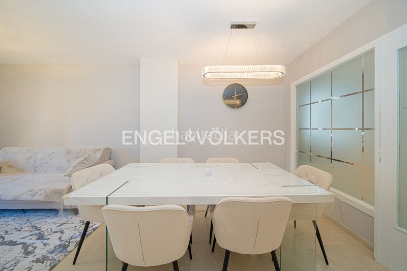 Foto e2ea5a59-8c5b-4236-ae8e-71520e6f023a. Apartament amb piscina a Centro Urbano Benidorm