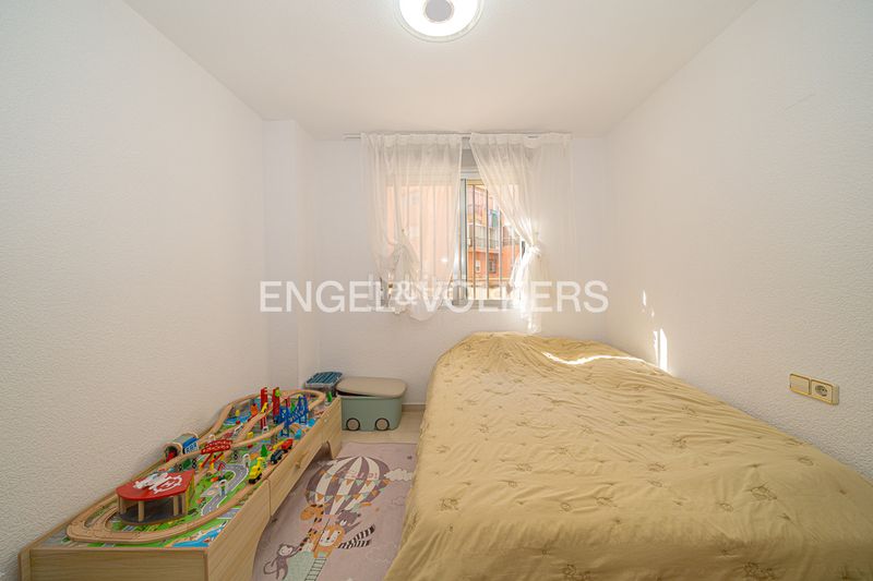 Foto c6b10a5a-eb90-4e2f-8f1d-cc56281652f5. Apartamento en Centro Urbano Benidorm