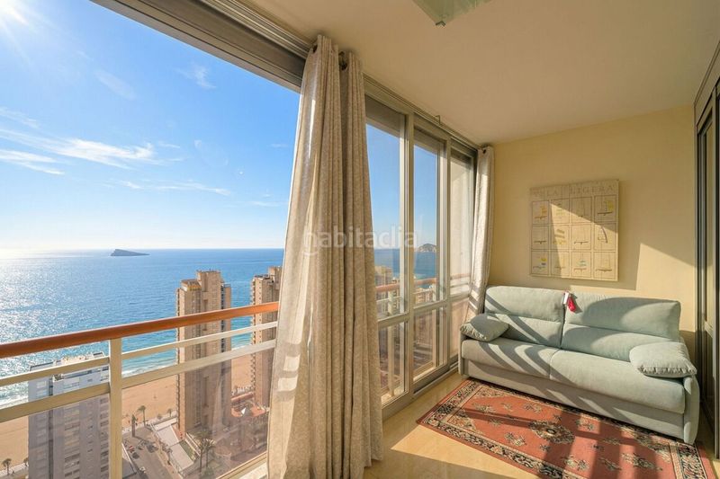 Foto 62f5b67d-83b8-4958-bd95-3063ba93c57c. Apartament amb piscina a Playa Levante Benidorm