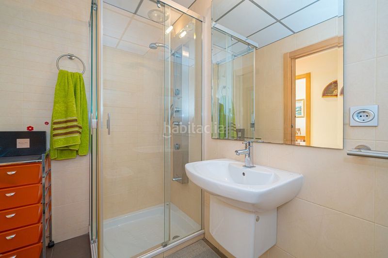 Foto 6f0506a5-9ae2-4ace-8d66-13f3c5cfb0a0. Apartament amb piscina a Playa Levante Benidorm