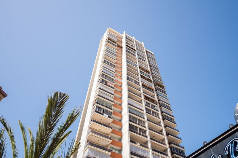 Foto 72feb2ed-0437-4f50-813c-a235f66702ee. Apartament amb piscina a Playa Levante Benidorm