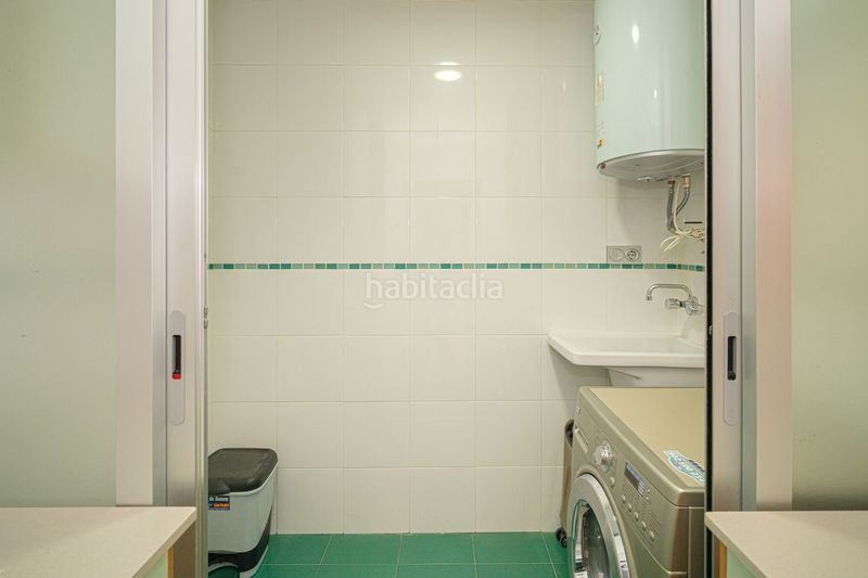 Foto bfe8d44f-c558-4c08-849a-5bf738593b9f. Apartament amb piscina a Playa Levante Benidorm