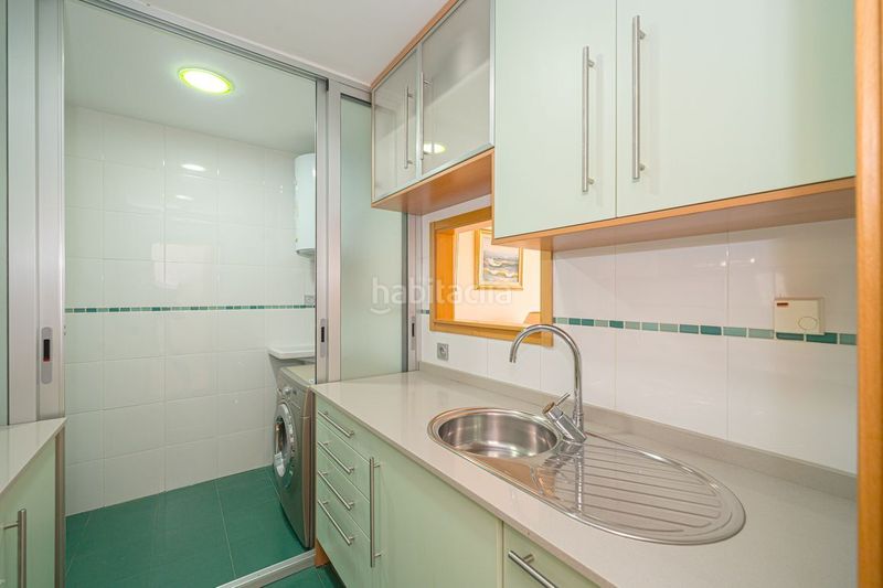Foto f2e457e9-a116-4e4b-960e-50a005b06361. Apartament amb piscina a Playa Levante Benidorm