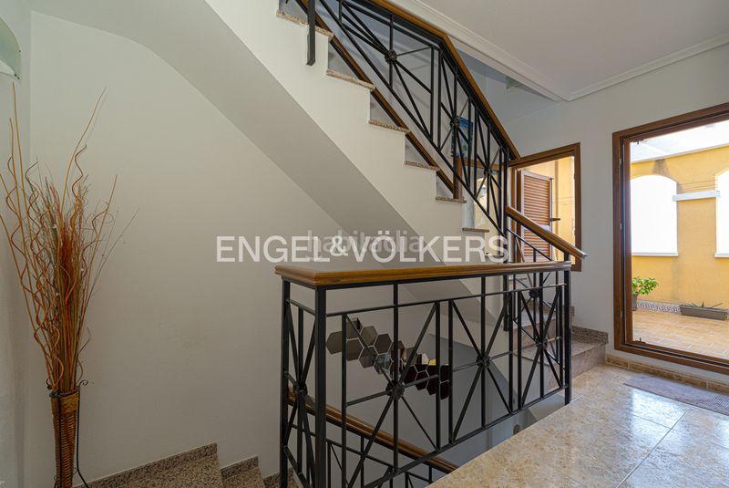 Foto 09c4ef5e-5972-4905-9163-4dbecf8c983b. Casa amb piscina a balcón de Finestrat-terra marina Finestrat
