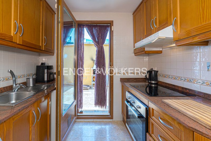 Foto 525c4f0a-8be9-4359-acb5-7b56b57deea6. Casa amb piscina a balcón de Finestrat-terra marina Finestrat