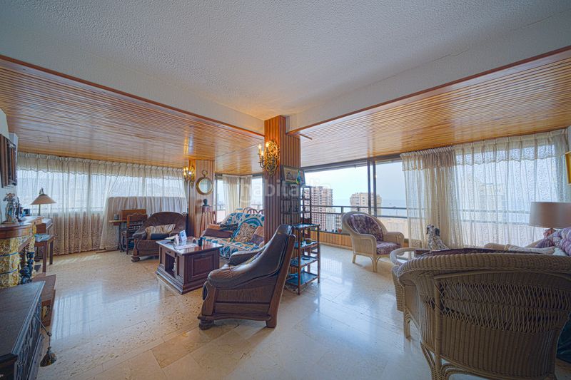 Foto b1b5dae6-81e8-4ab9-bf74-a428d6ab1305. Apartamento en Playa Levante Benidorm