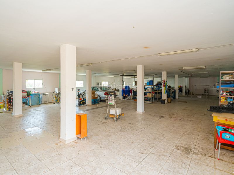 Foto 2f14cbaf-2309-4618-8684-2f8c7f27942c. Casa amb piscina a Coloma Nucia (la)