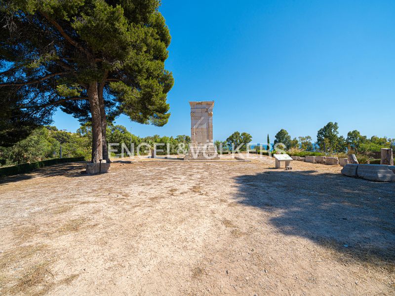 Foto 5261ff1a-fd5d-4492-b776-3c887d701373. Àtic amb piscina a Platja de Torres Vila Joiosa (la)