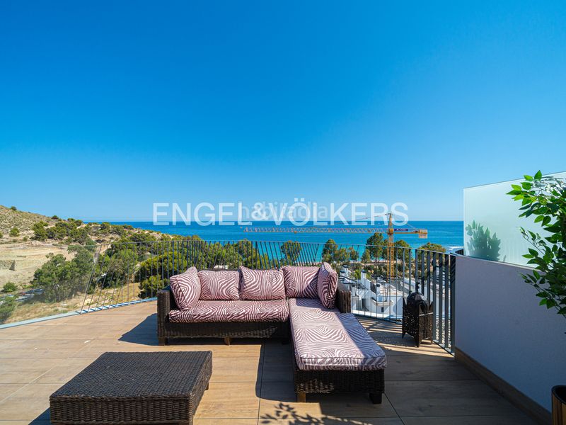 Foto 7dd7f037-584a-4fa8-bed9-236a26bd3177. Àtic amb piscina a Platja de Torres Vila Joiosa (la)