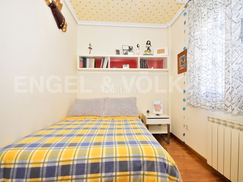 Foto 1e857e25-73ef-435b-aaa8-2a1930325e8c. Lloguer casa amb piscina a Levante Alto Benidorm