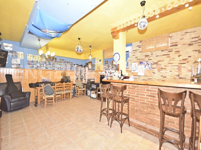 Foto 30571fb9-89b8-45ff-903b-178353122edc. Lloguer casa amb piscina a Levante Alto Benidorm