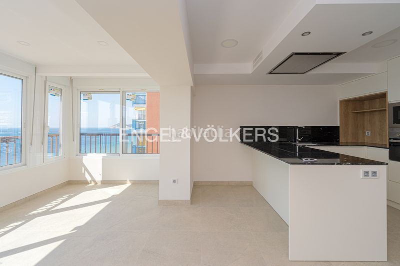 Foto a7e61178-87ab-4d9c-bb9e-6e216125d09f. Apartament a Playa Levante Benidorm